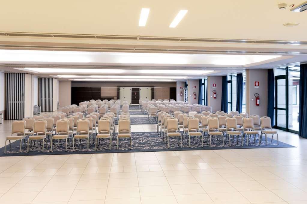 Doubletree By Hilton Milan Malpensa Solbiate Olona酒店 设施 照片