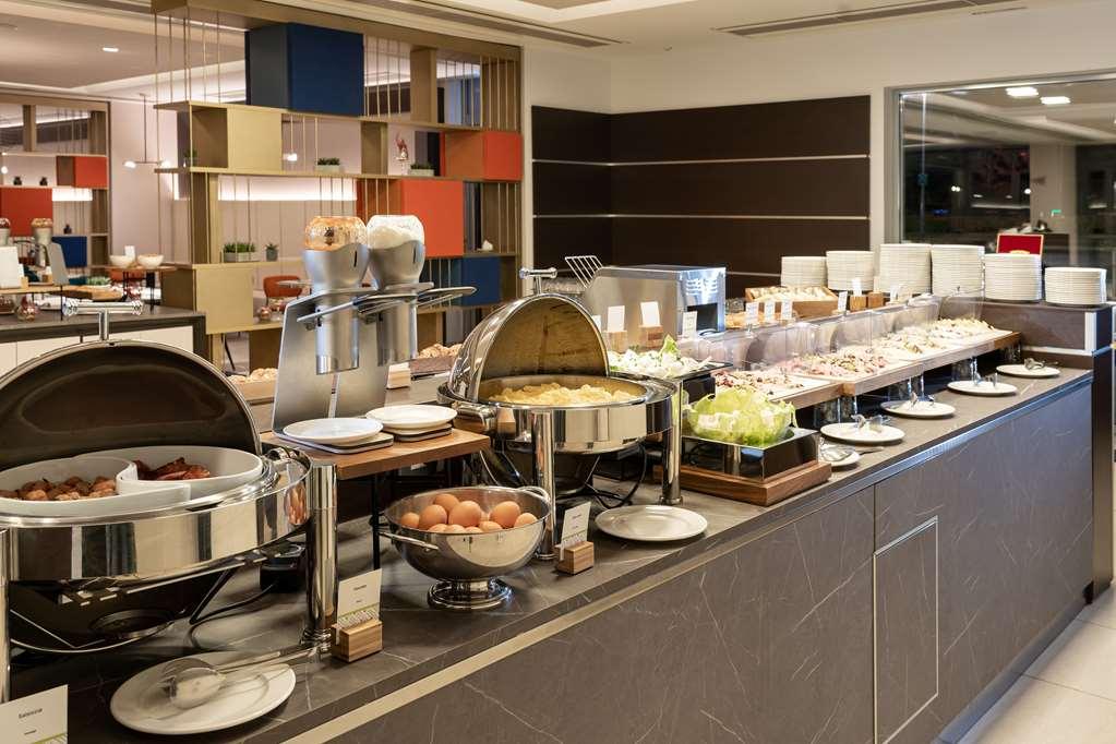 Doubletree By Hilton Milan Malpensa Solbiate Olona酒店 餐厅 照片