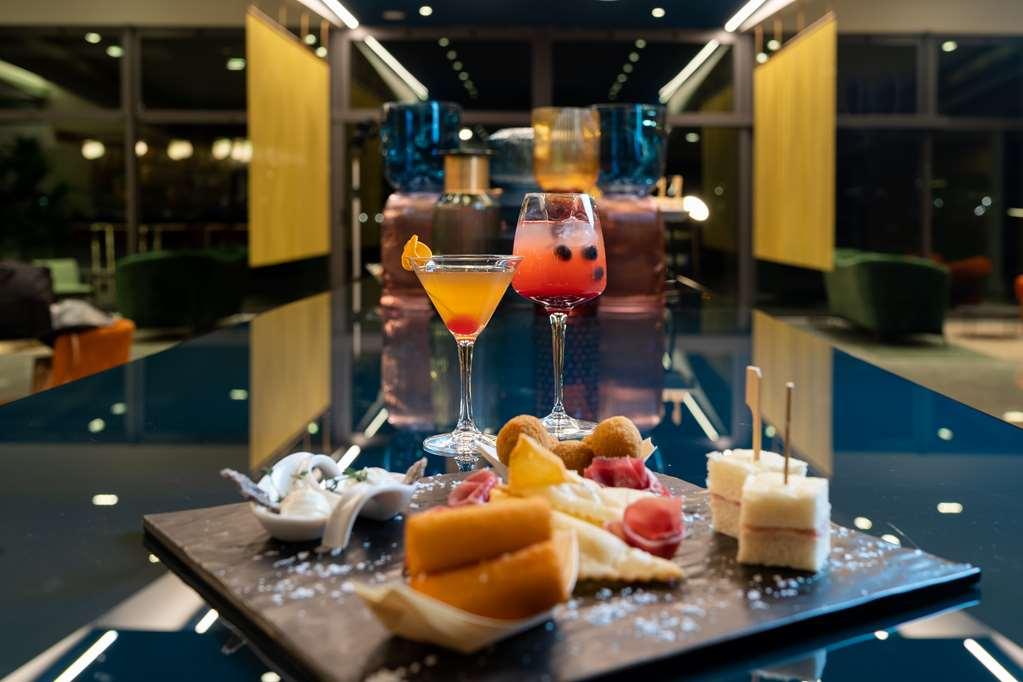 Doubletree By Hilton Milan Malpensa Solbiate Olona酒店 餐厅 照片